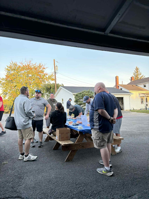 Employees and guests networking and relaxing during Dearing’s annual golf outing