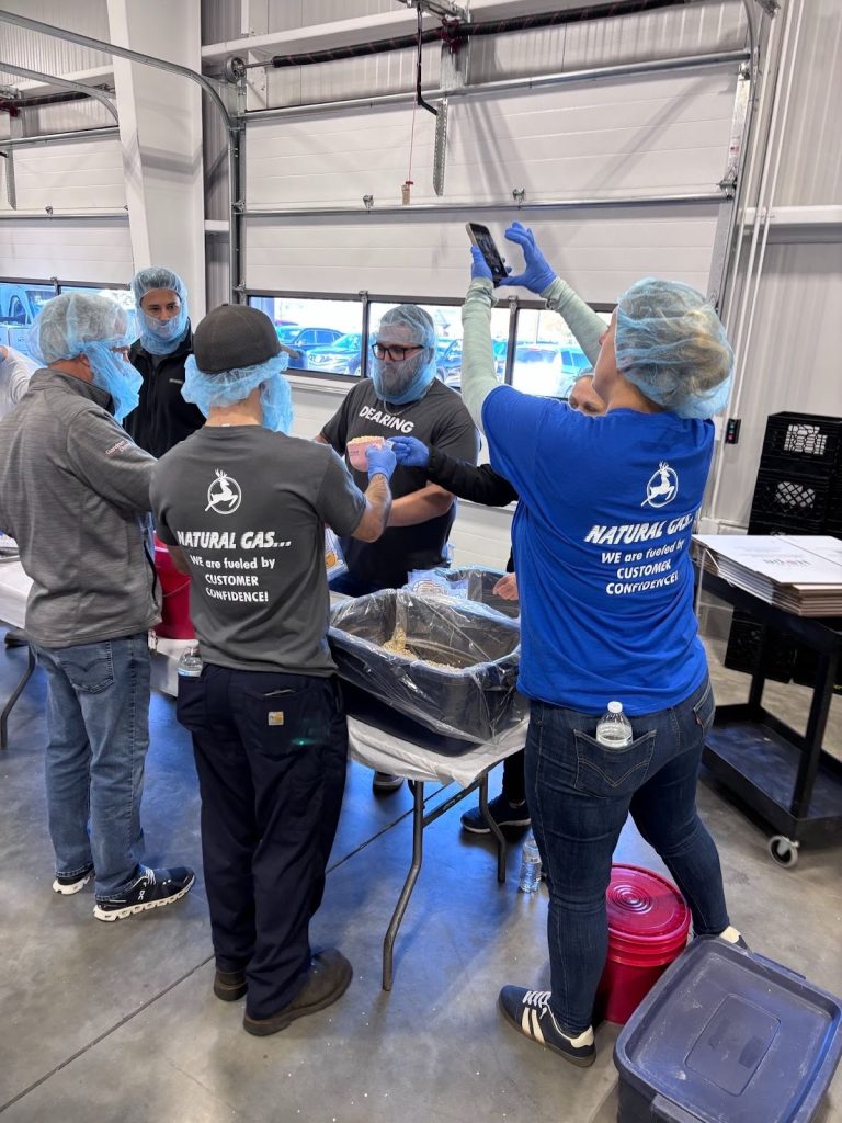 Dearing Compressor Joins “Pack the Valley” to Fight Hunger in the Mahoning Valley 3